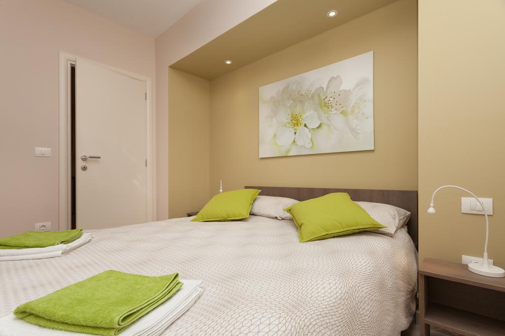 Apartments Alice ロヴィニ 部屋 写真